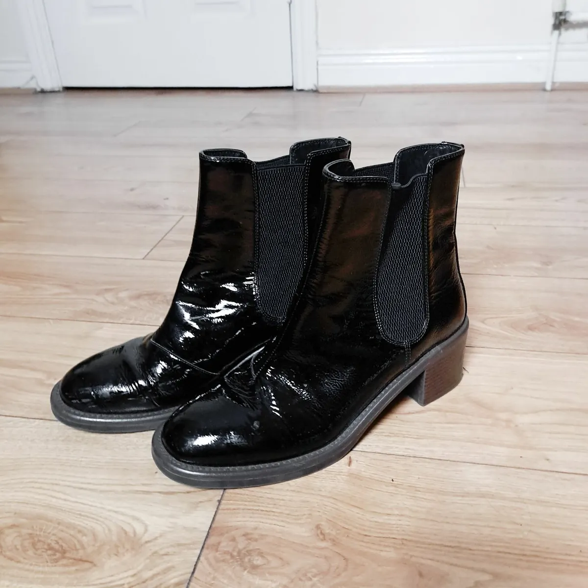 Marks & Spencer Black Patent Chelsea Boots 8UK - Image 1