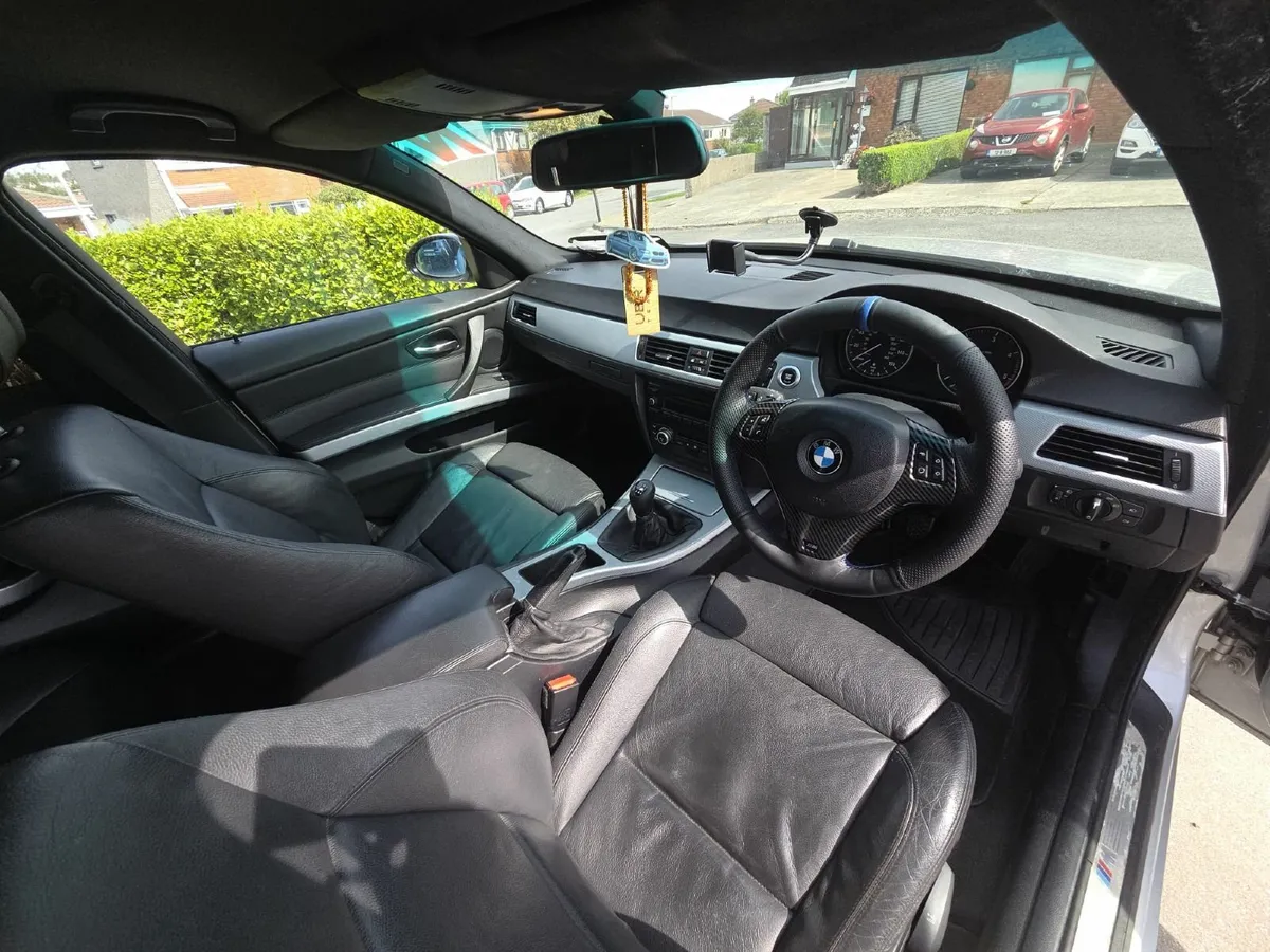 BMW 3-Series 2008 - Image 4