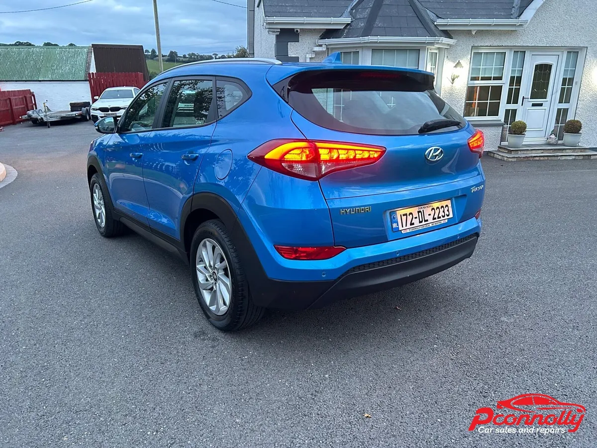 2017 Hyundai Tucson SE - Image 3