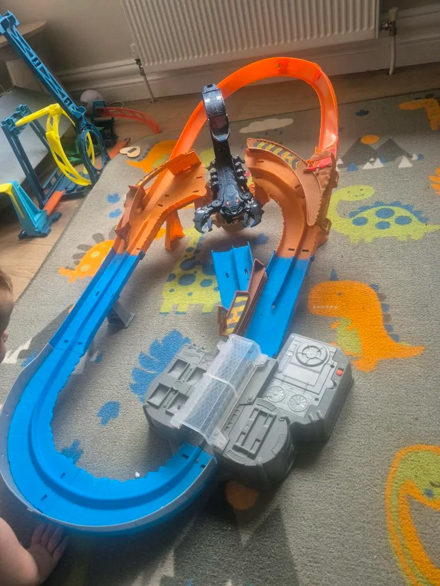 Hotwheels scorpion track - Image 2