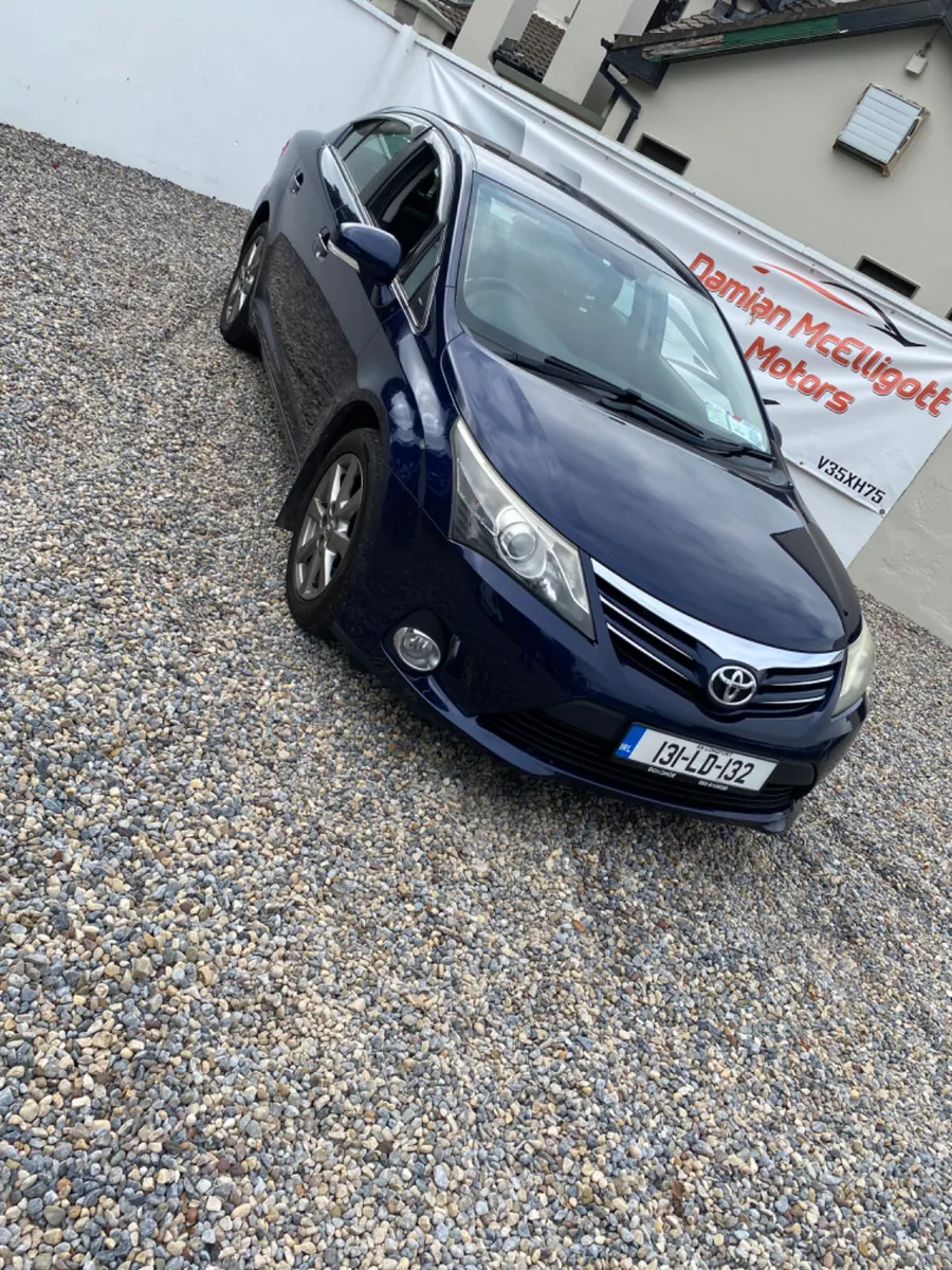 2013 Toyota Avensis - Image 4