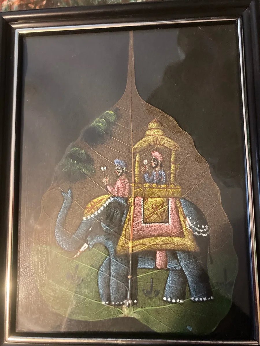 Collection of oil paintings on pipal leafs - Image 2