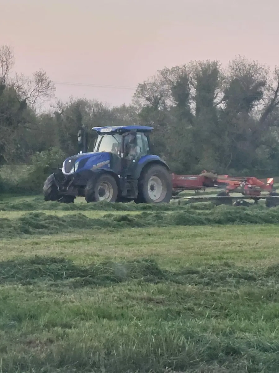Tractor driver wanted - Image 3