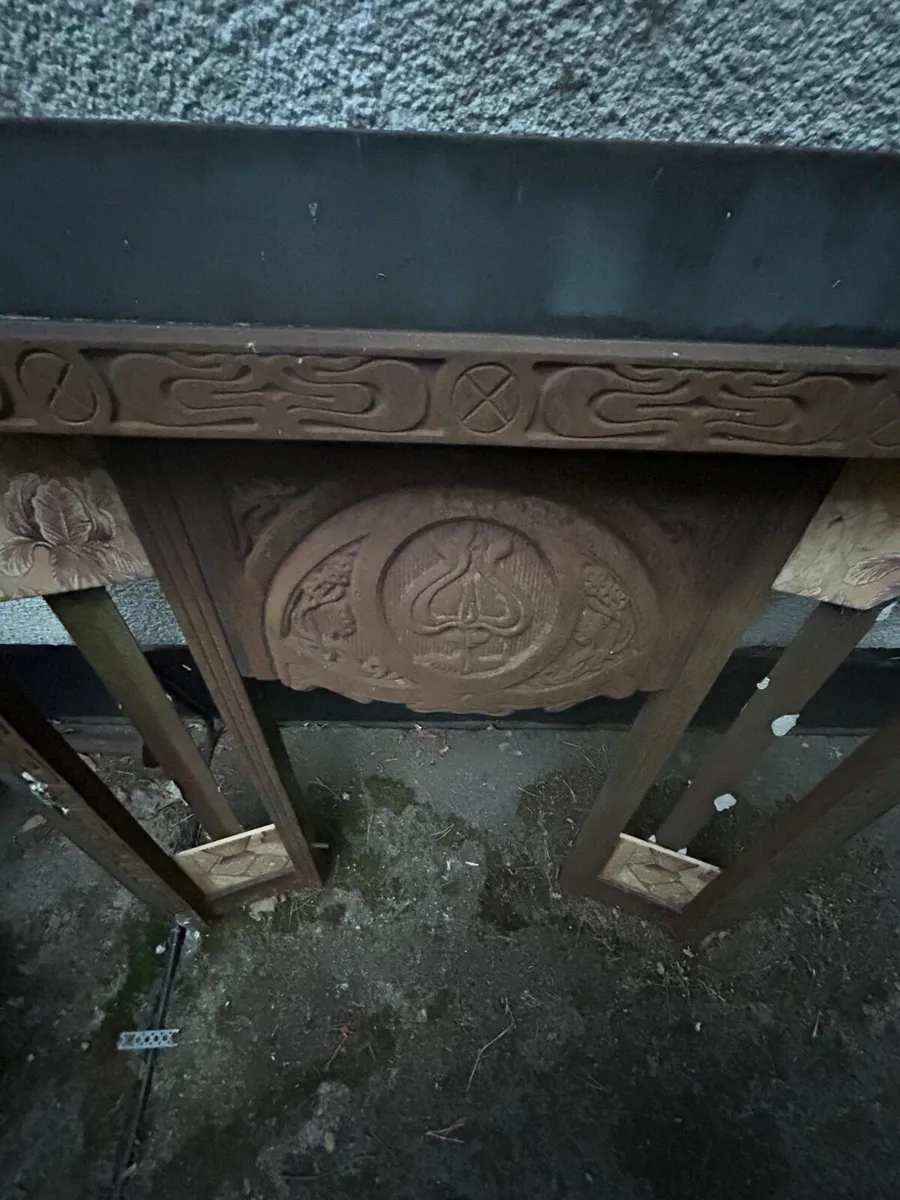 Cast iron fire surround - Image 1