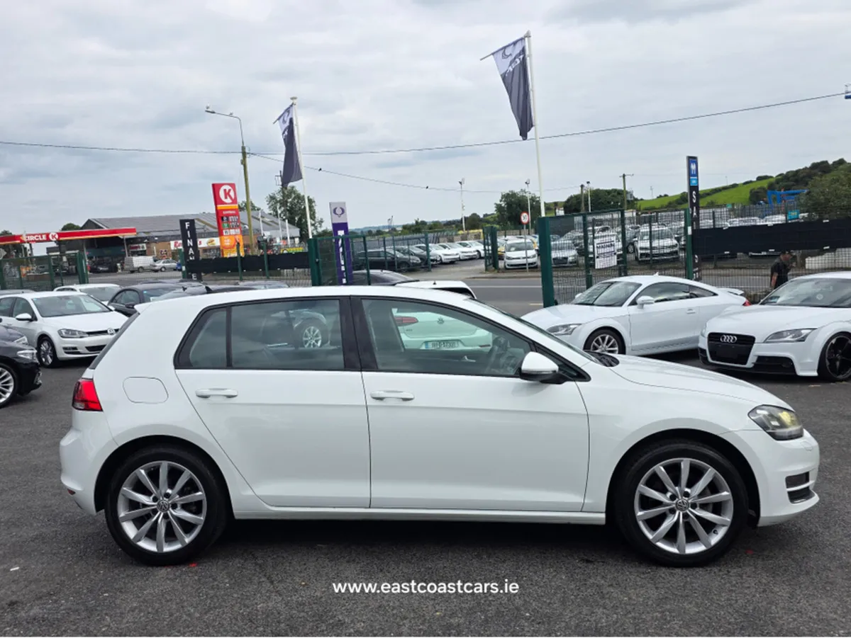 Volkswagen Golf 1.4 TSI AUTOMATIC REV CAMERA BLUET - Image 4