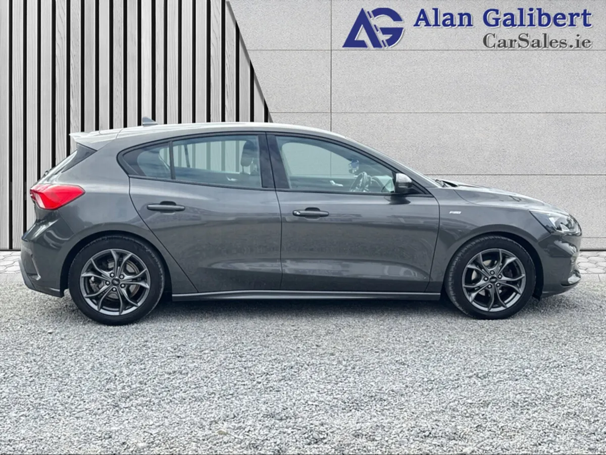 Ford Focus ST-LINE 1.0 ECOBOOST - Image 3