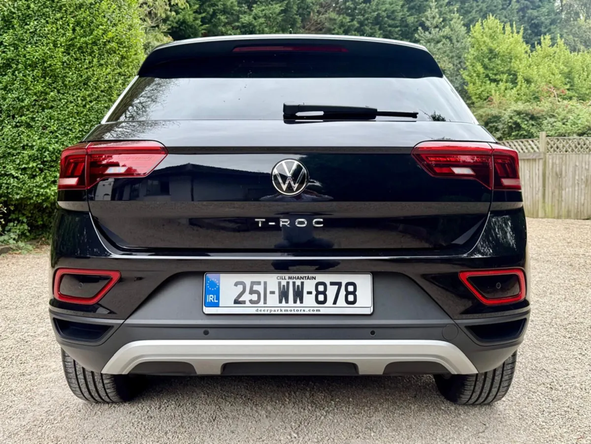 Volkswagen T-Roc EDITION 75 2.0 TDI MANUAL 6SPEED - Image 4