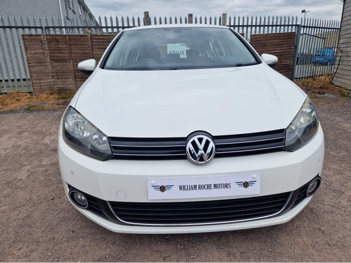 Volkswagen Golf 1.2 PETROL AUTO - Image 3