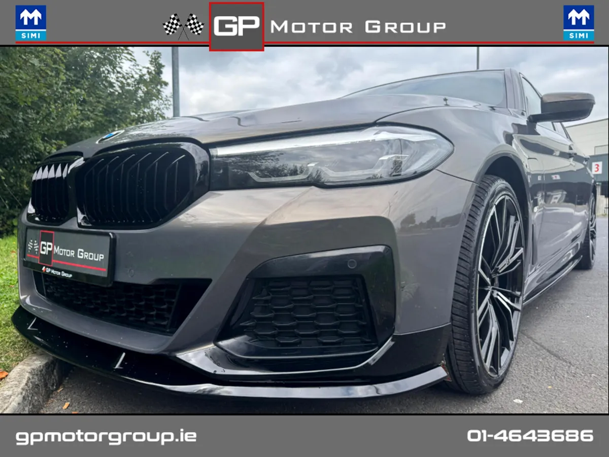 BMW 5-Series 530E M SPORT M PERFORMANCE *1 YEAR UN - Image 4