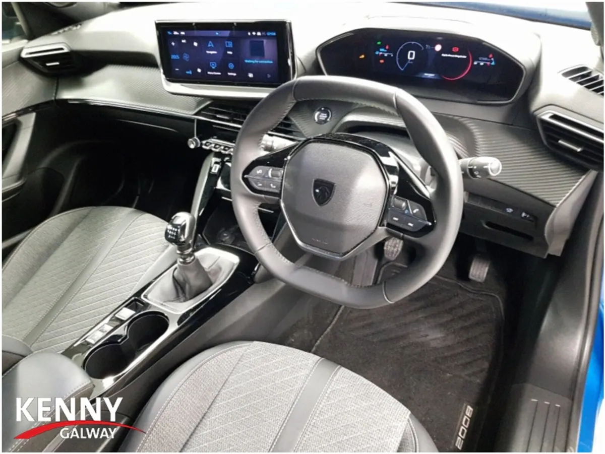 Peugeot 2008 ALLURE 1.2 PURETECH MY23 - Image 2