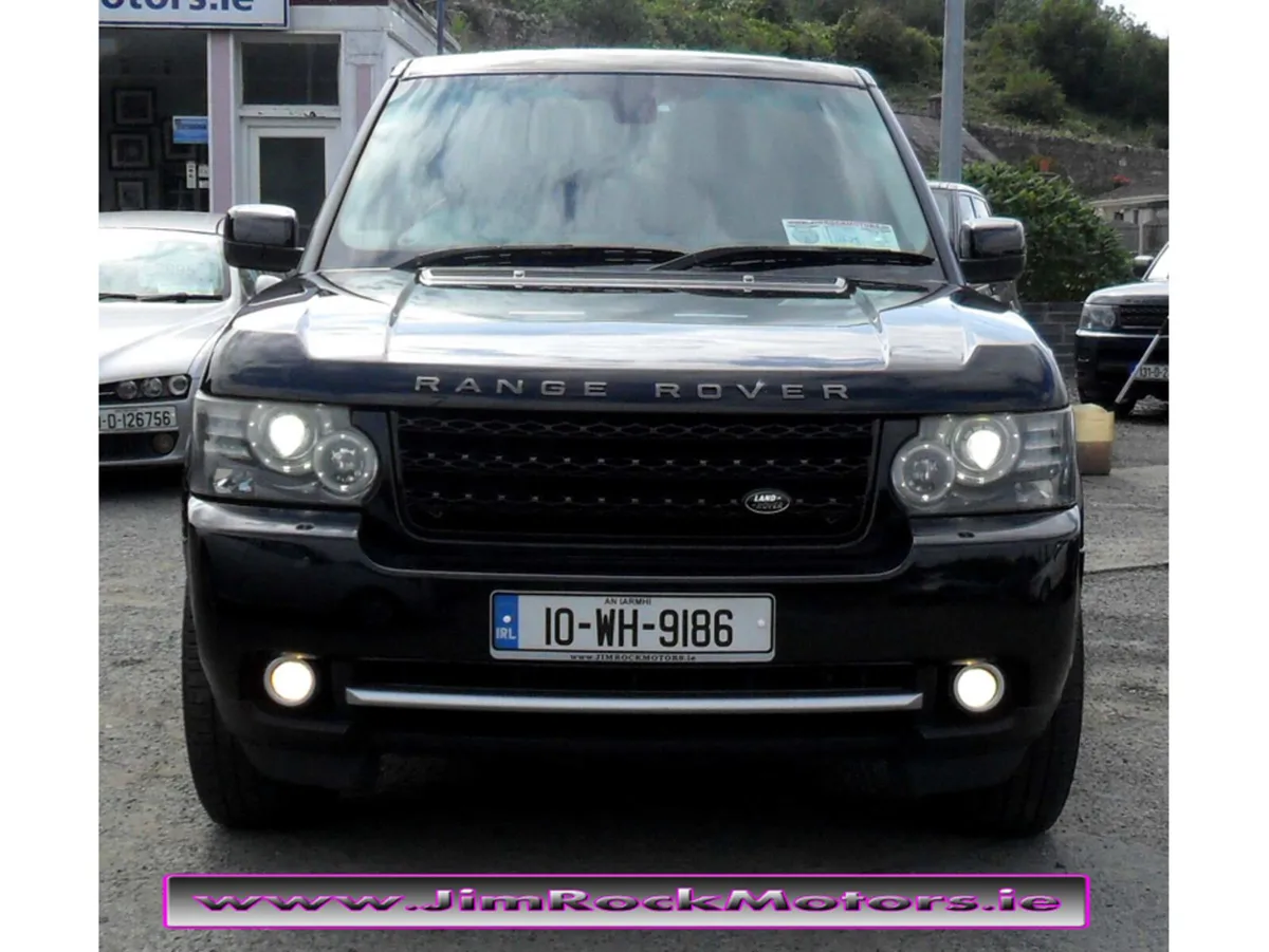 Land Rover Range Rover 3.6 TDV8 VOGUE 5DR AUTO.... - Image 2