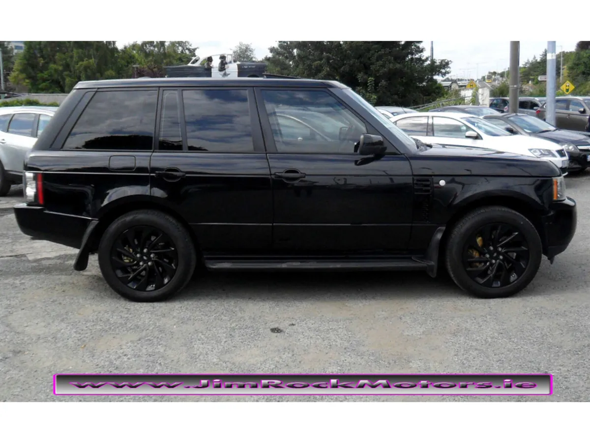 Land Rover Range Rover 3.6 TDV8 VOGUE 5DR AUTO.... - Image 4