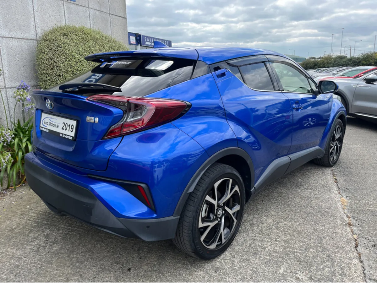 Toyota C-HR SOL HYBRID AUTOMATIC 1.8 PETROL //HIGH - Image 4