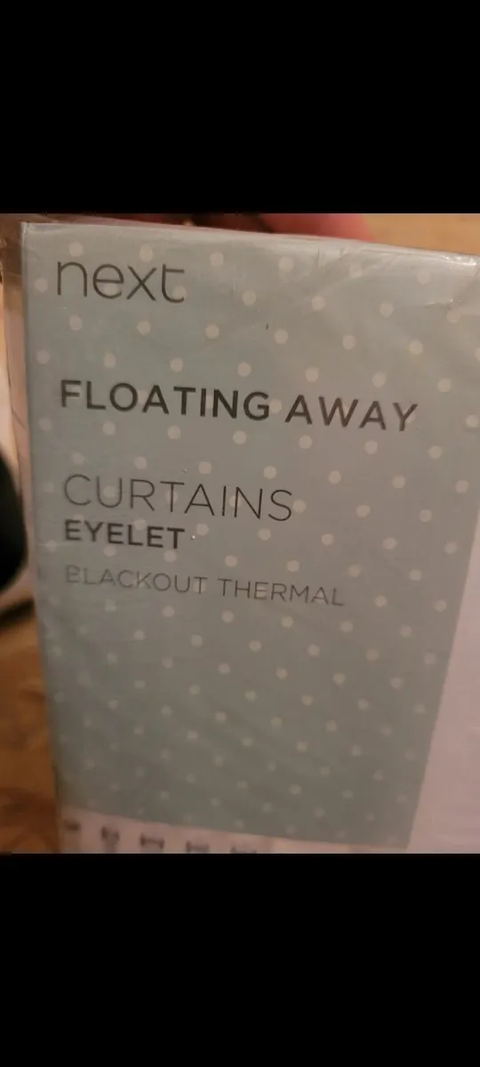 Curtains - Image 4