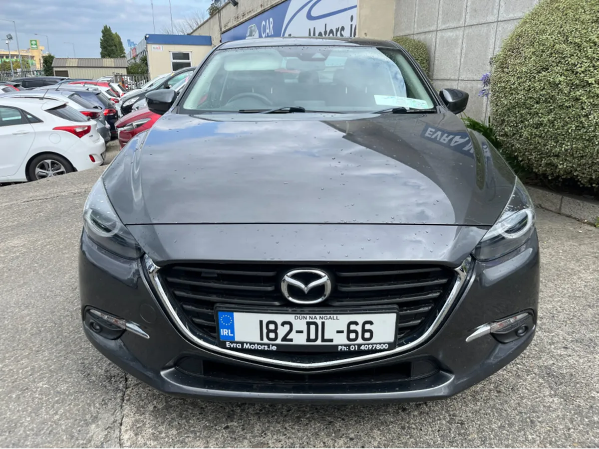 Mazda Mazda3 EXECUTIVE SE 1.5 PETROL //HEATED SEAT - Image 2