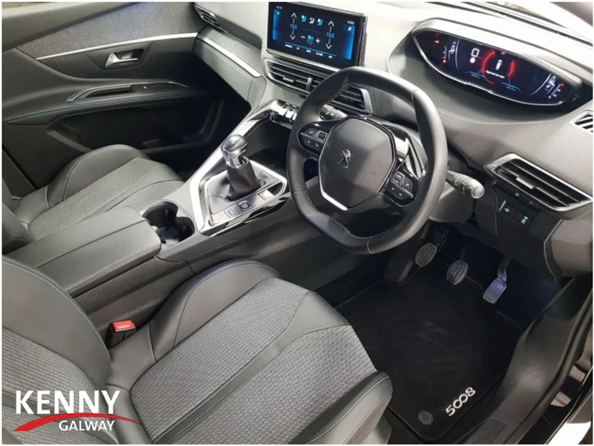 Peugeot 5008 FL ALLURE 1.2 130 6.3 4DR - Image 2