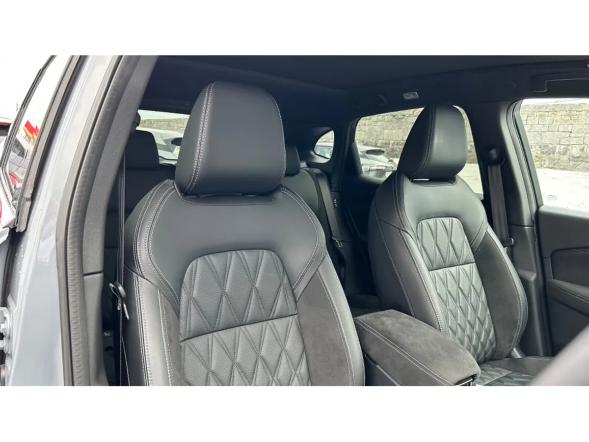 Nissan Qashqai HIGHEST SPECIFICATION E-POWER SVE 1 - Image 3