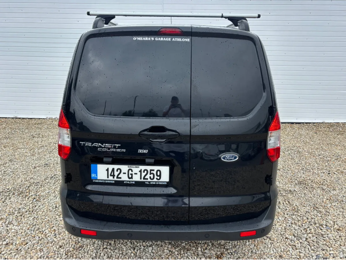 Ford Transit Courier VAN TREND 75PS 3DR - Image 3
