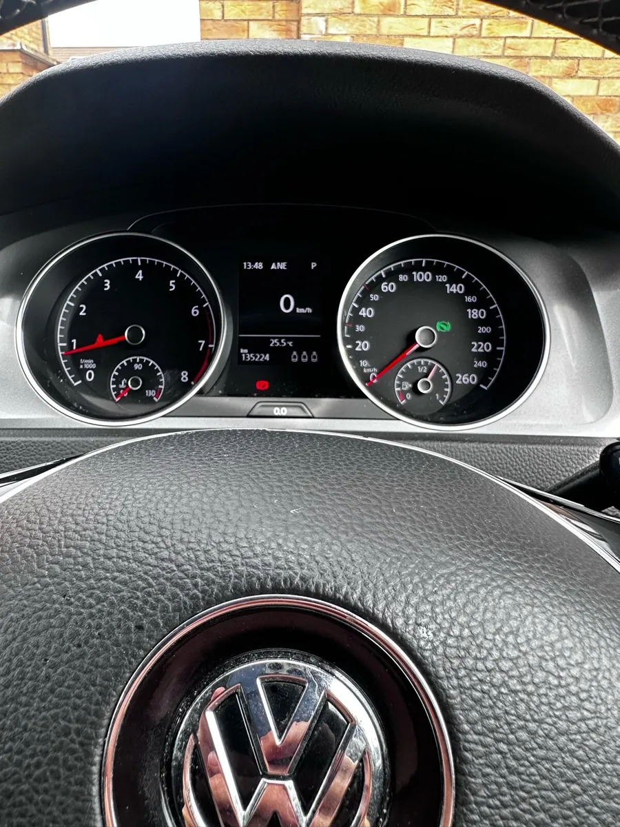 Volkswagen Golf 1.2 TSI DSG - Image 2