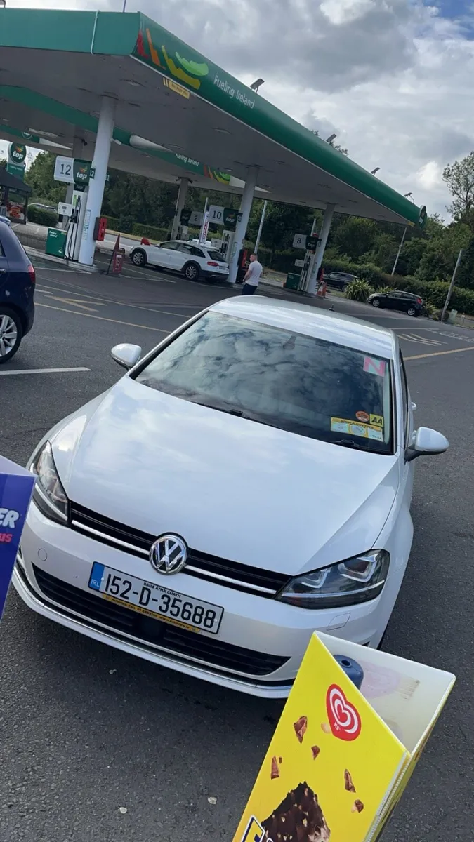 Volkswagen Golf 1.2 TSI DSG - Image 1