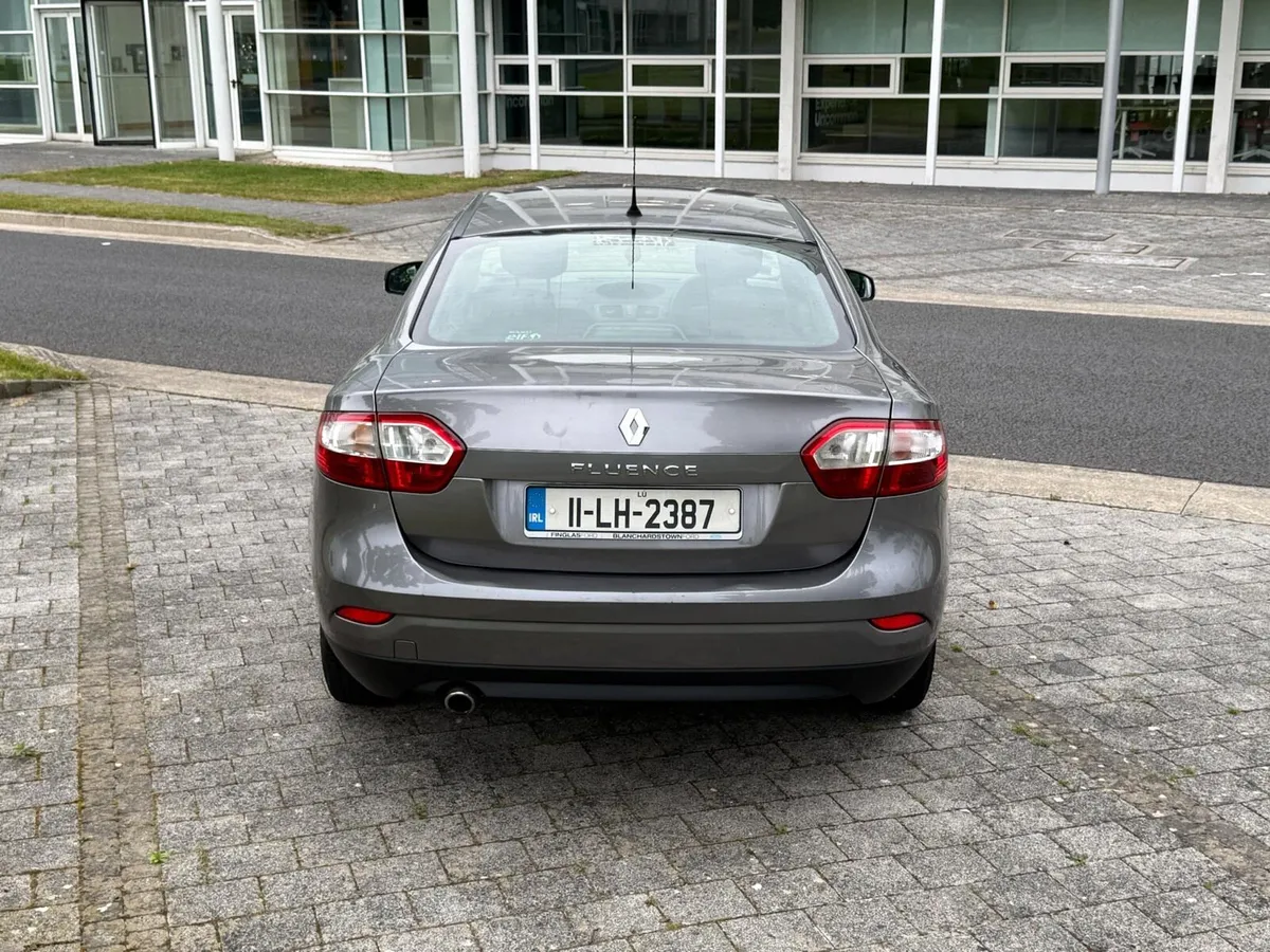 Renault fluence 1.5 diesel nct 11/25 tax 12.25 - Image 4