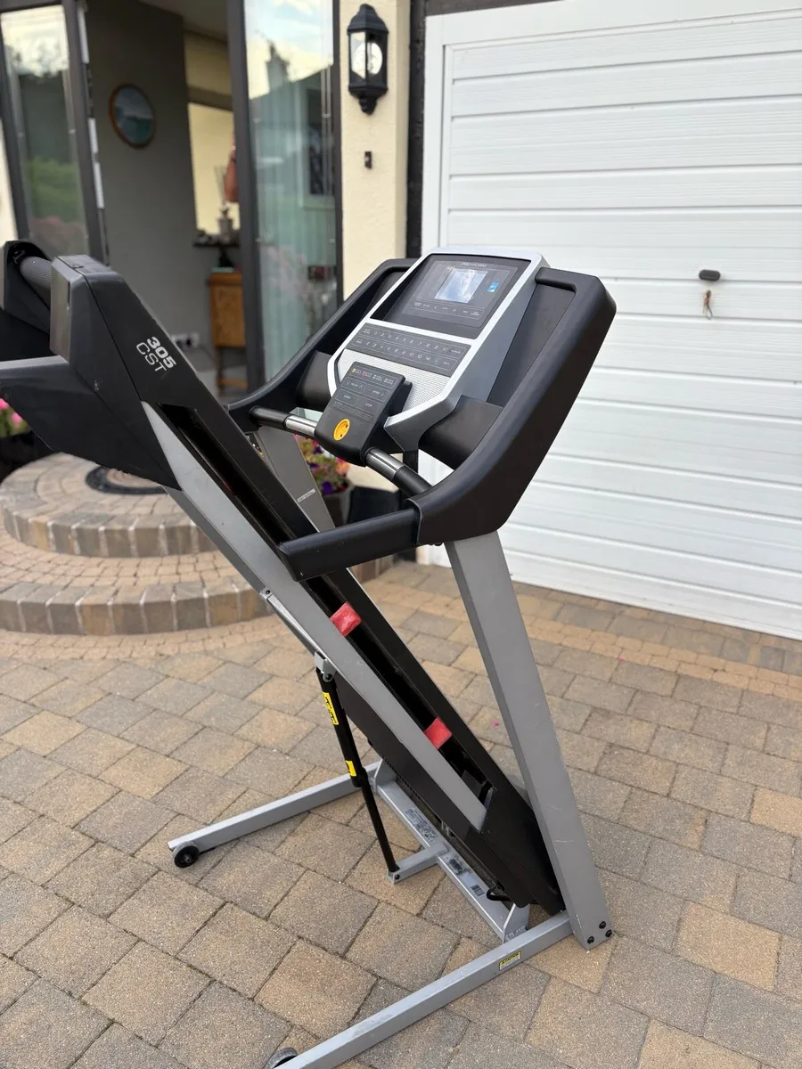 Pro Form Treadmill ( 305 CST) - Image 3