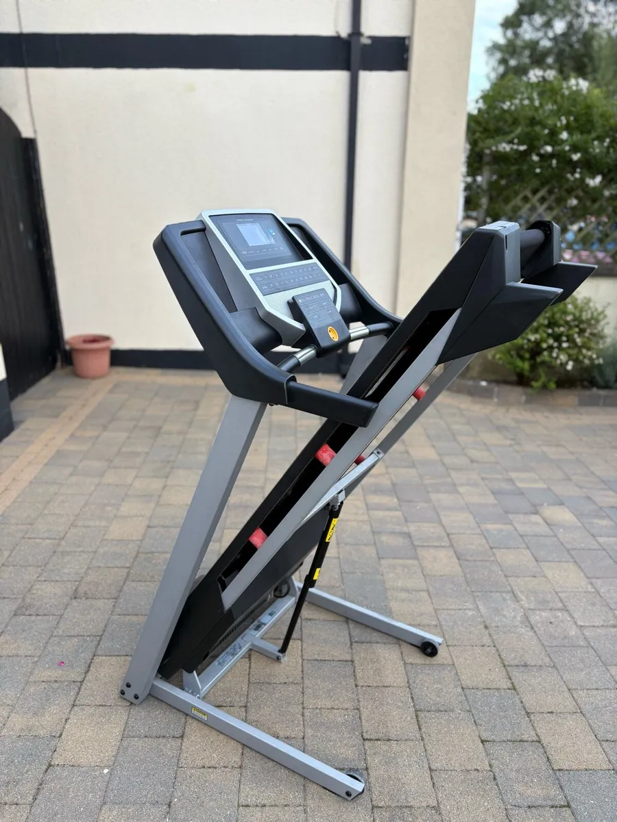 Pro Form Treadmill ( 305 CST) - Image 4