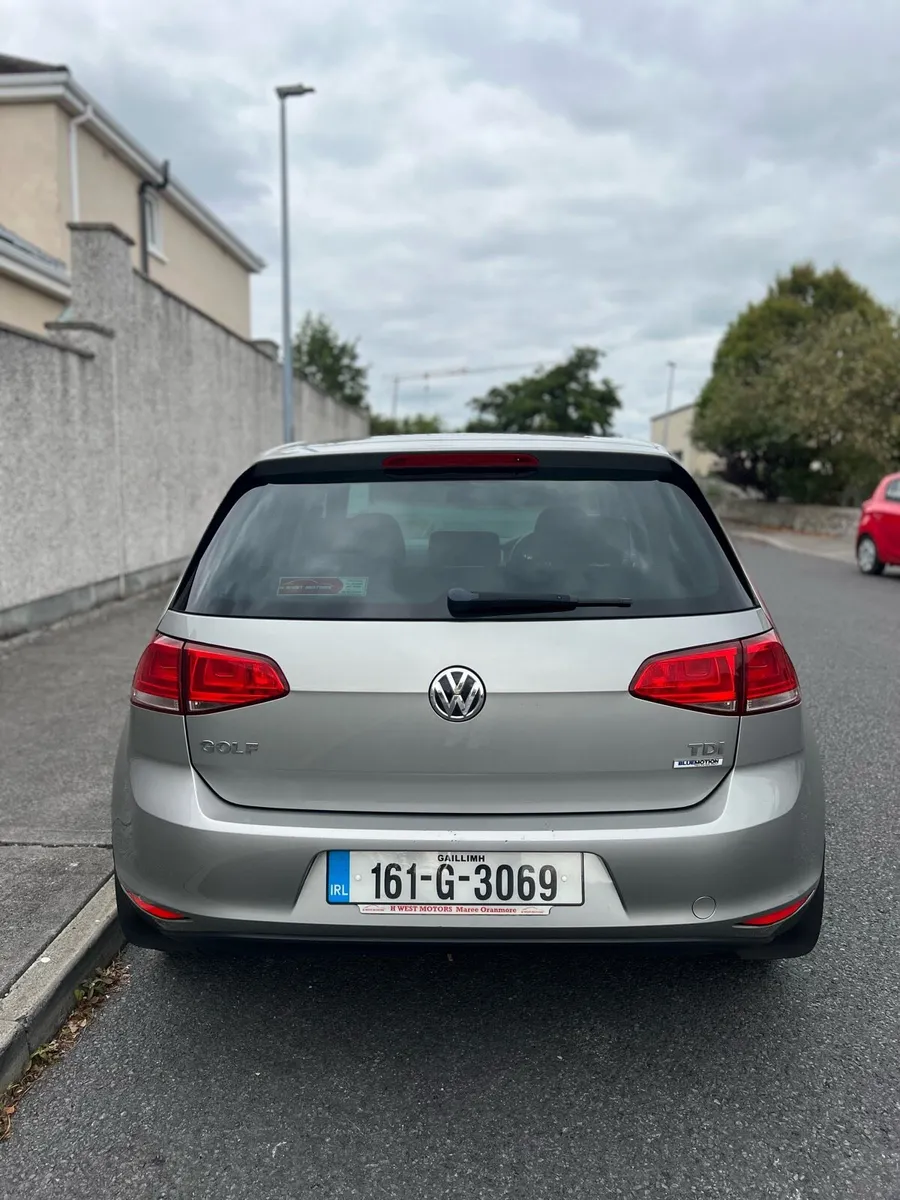 Volkswagen Golf TL 1.6tdi 2016 - Image 4