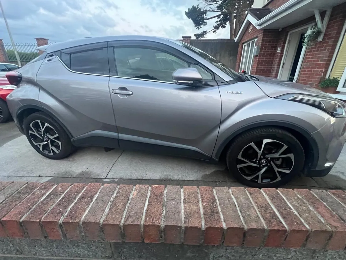 Toyota C-HR 2018 - Image 4