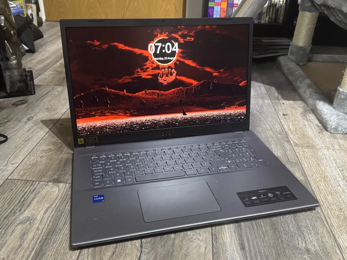 Acer Aspire 5 Laptop - Image 2