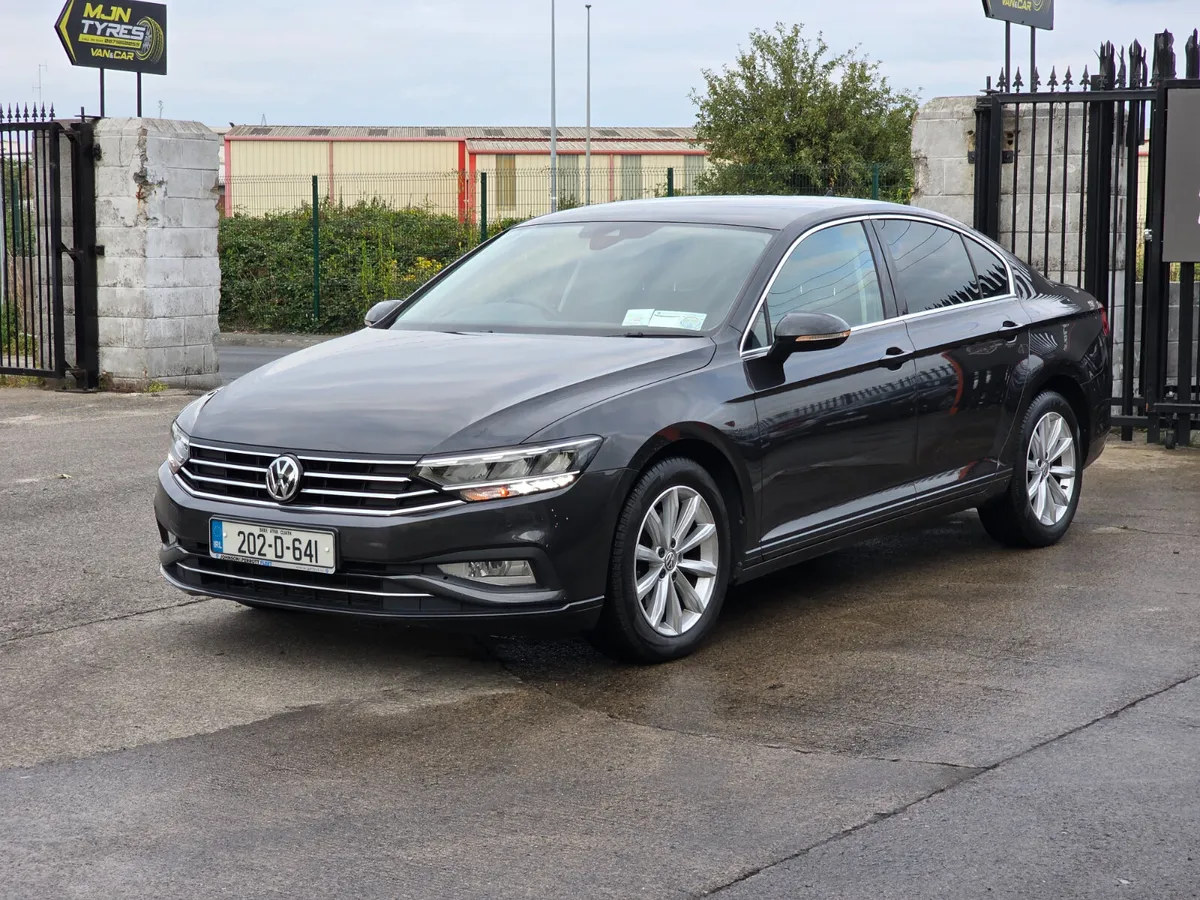 VW Passat Automatic 1.6 TDI 120HP Business - Image 4