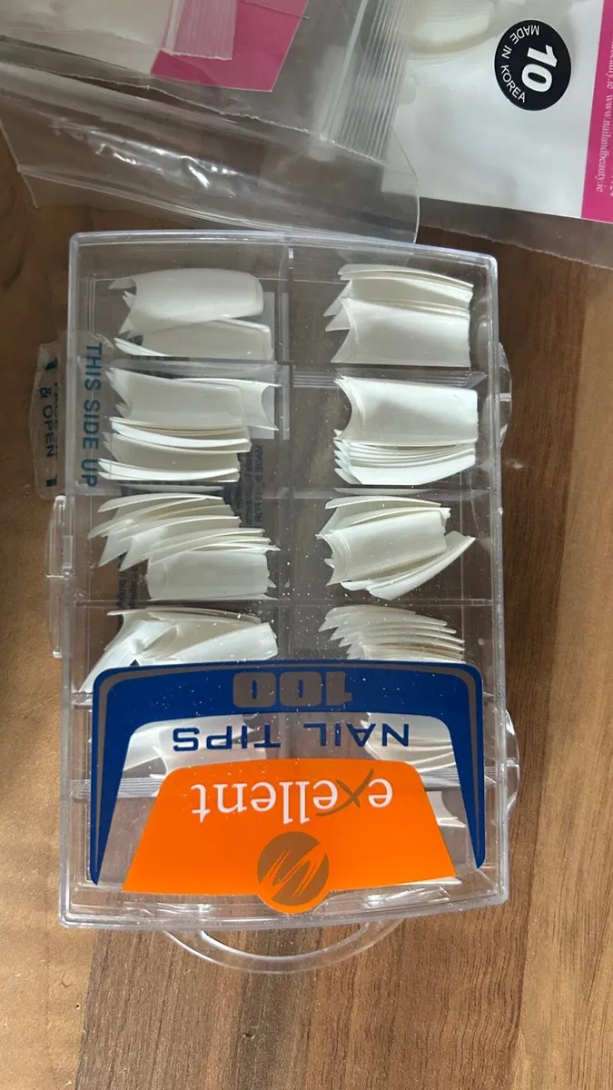 Acrylic nails set - Image 4