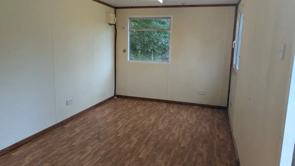 Anti vandal office - Image 2