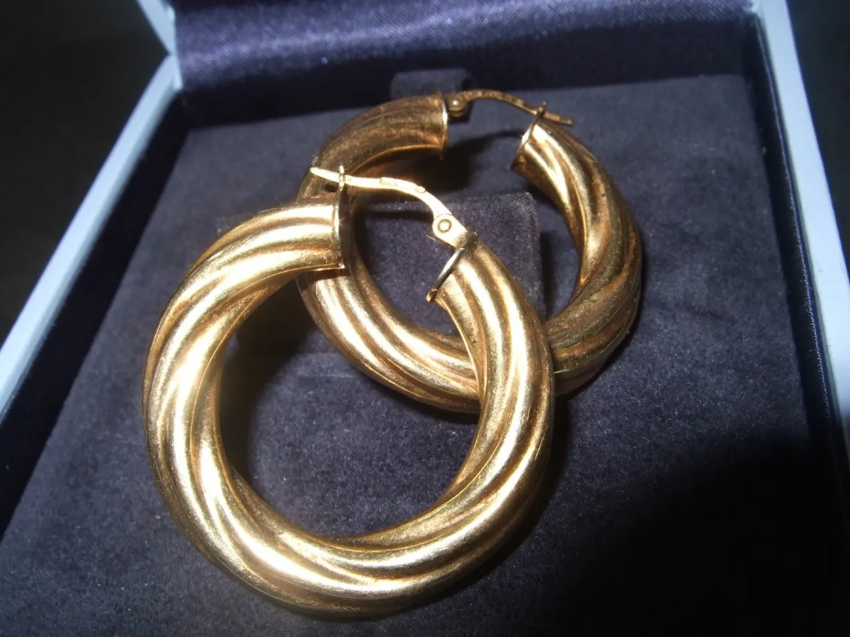 Vintage 9ct Gold Twisted Creole Hoops - Image 4