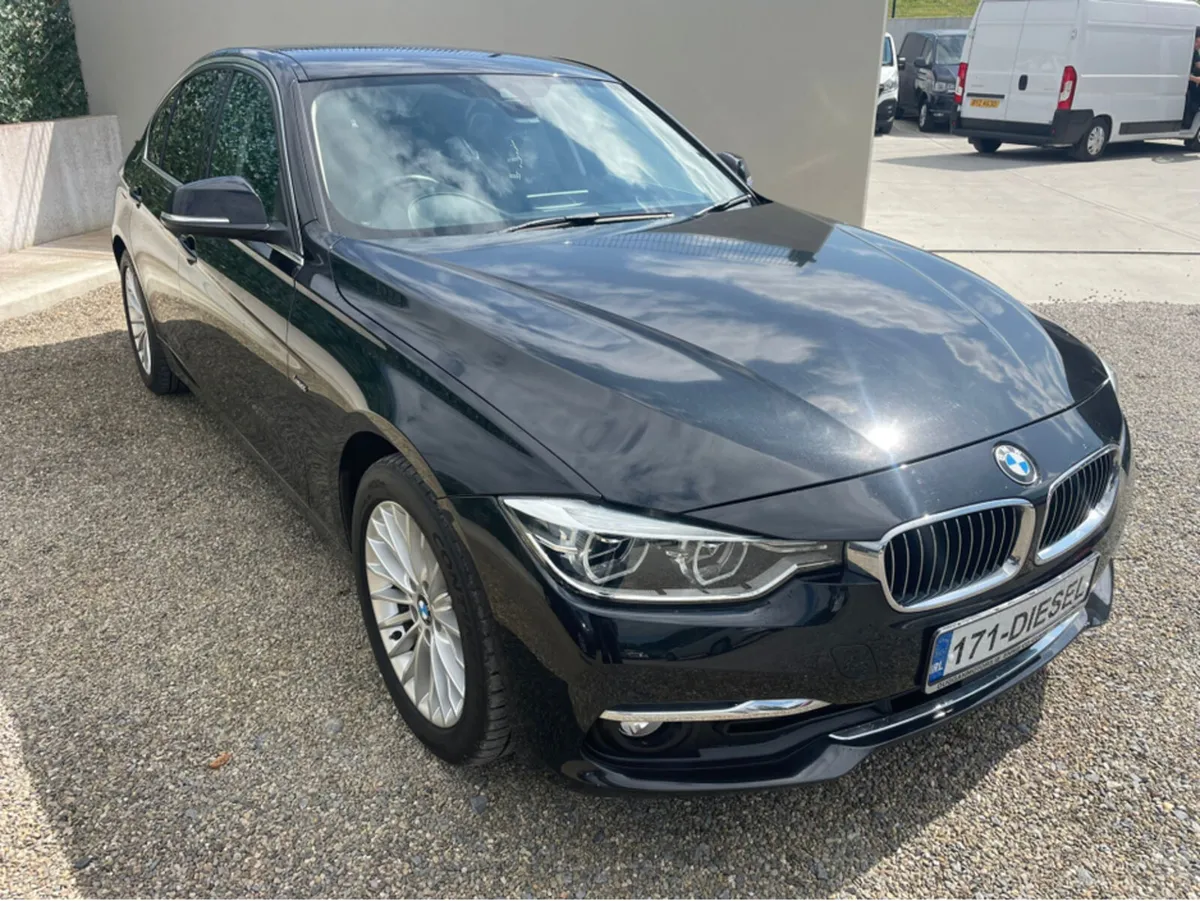 BMW 3-Series 320D Luxury - Image 1