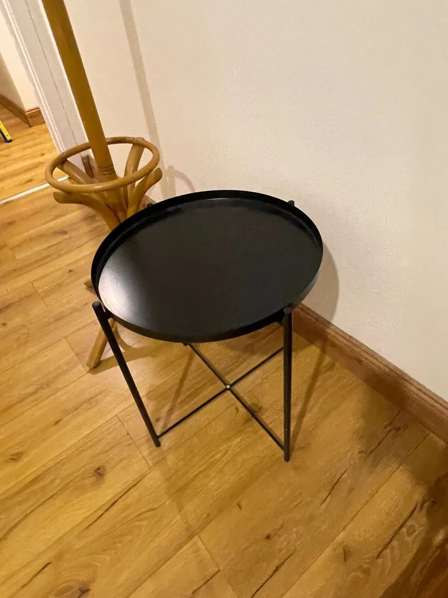 Coat rack and side table - Image 4