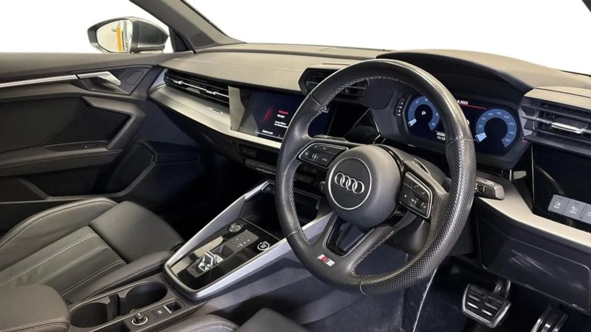 Audi A3 2.0 TDI 35 S Line Sportback 5dr Diesel S - Image 3