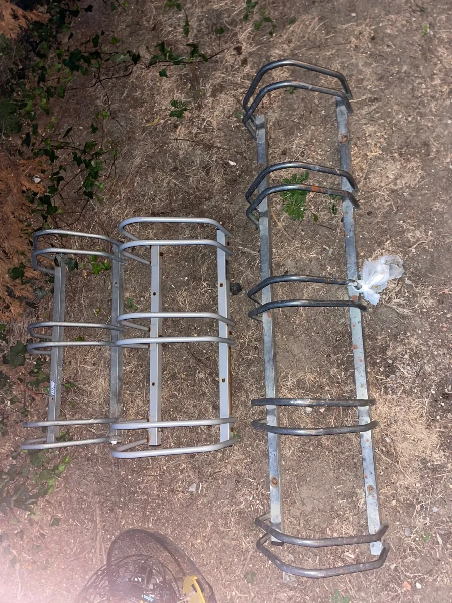 Bike racks garden - Image 4