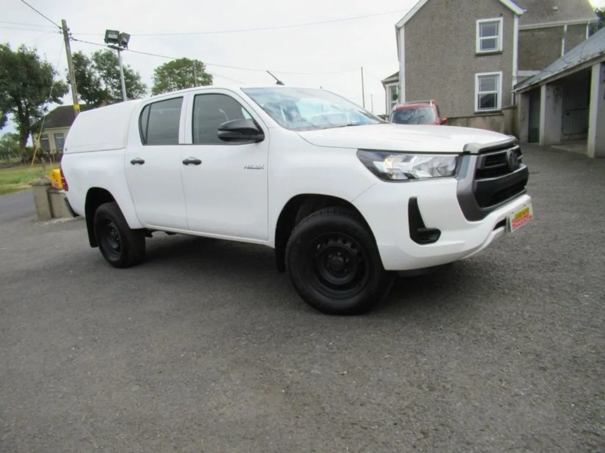 Toyota HiLux 2.4 D-4d Active Pickup Double/cab 4d - Image 1
