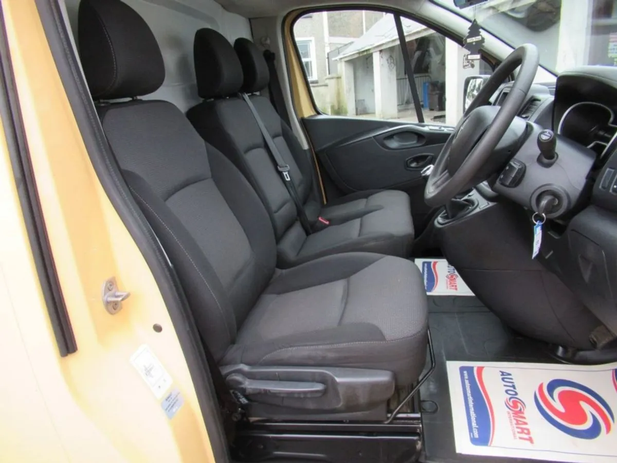 Renault Trafic 2.0 dCi Energy 28 Business Panel V - Image 3