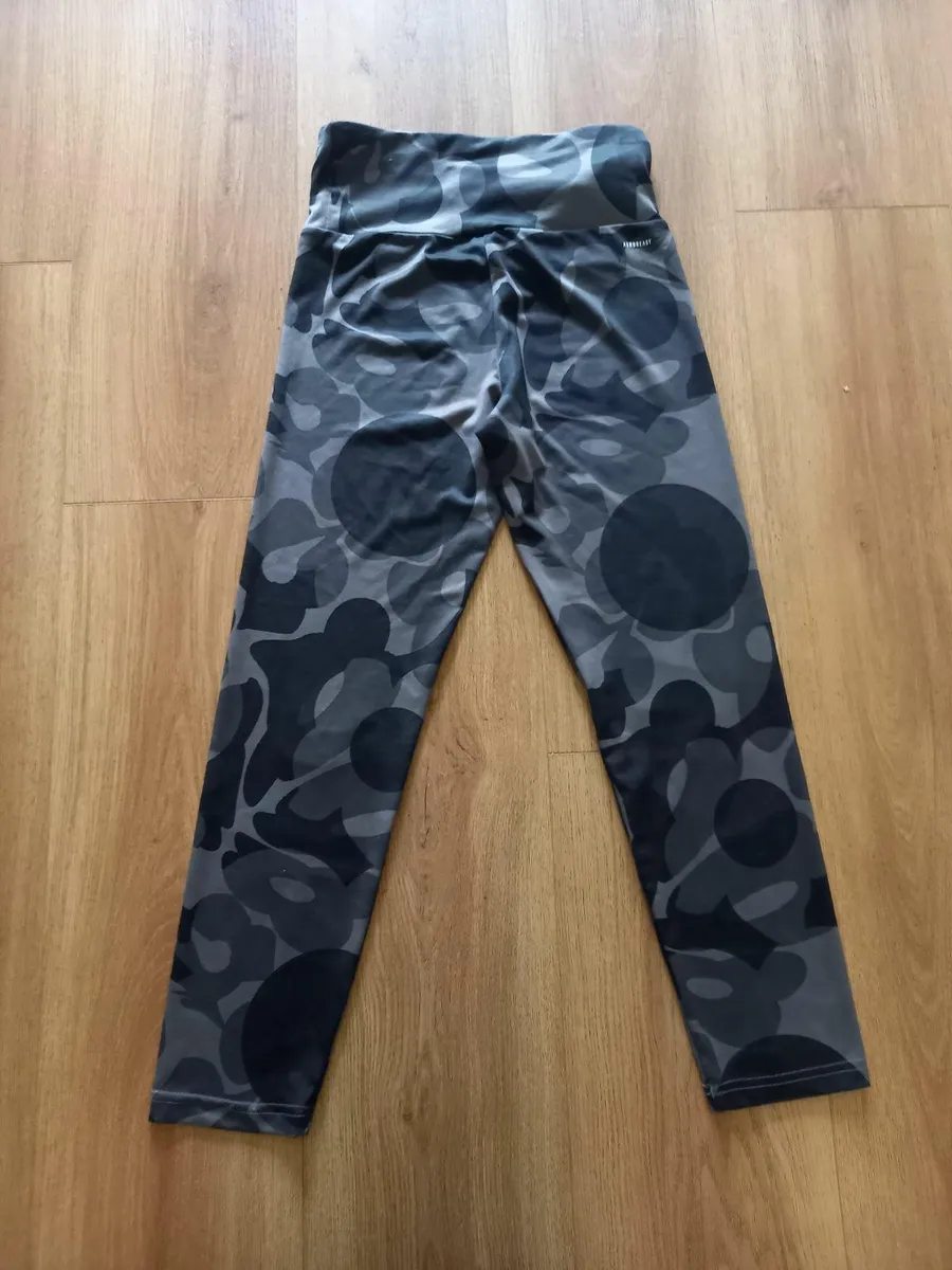 Girl's Adidas Black and Grey Leggings Age 11 - Image 2