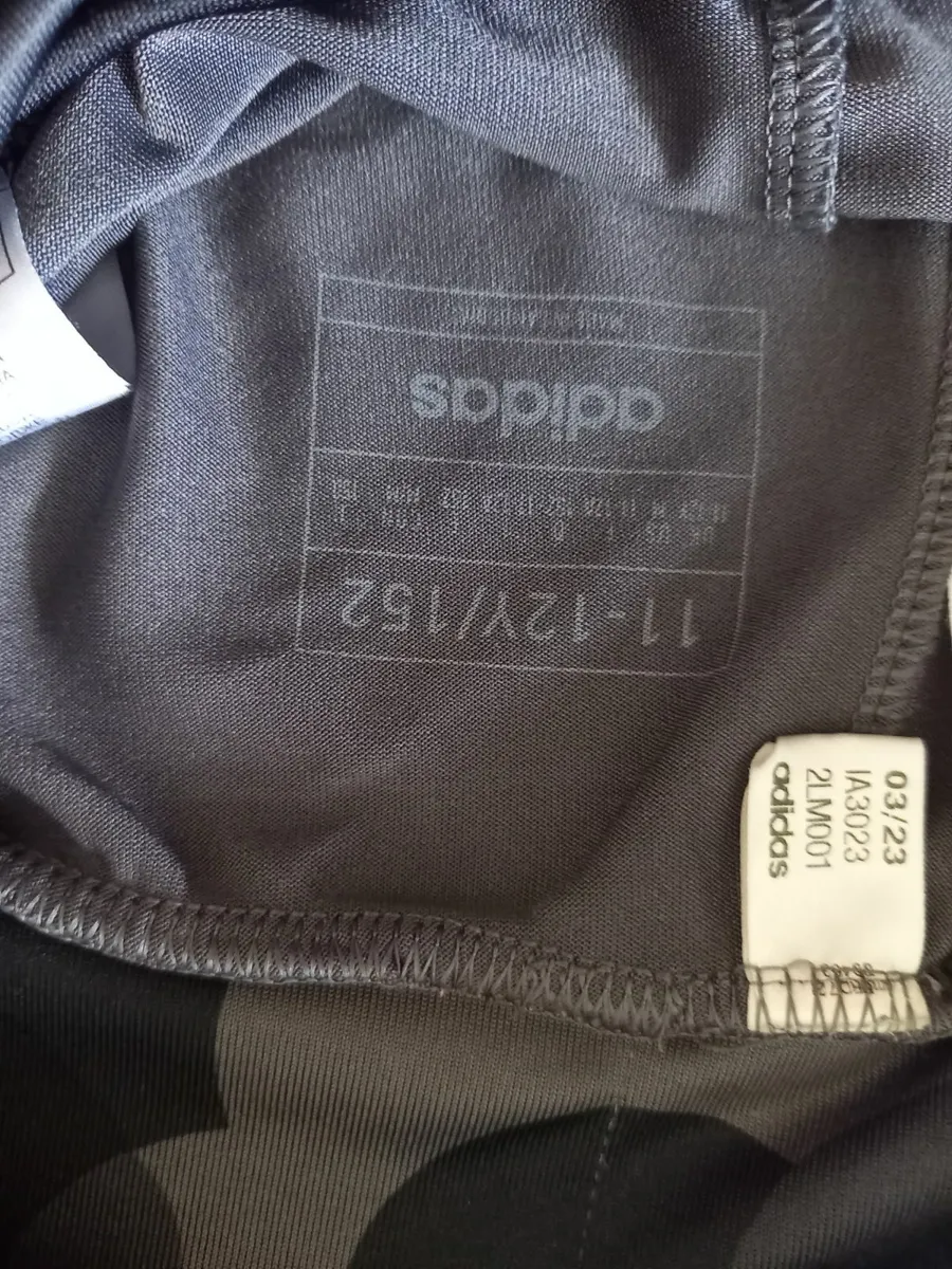 Girl's Adidas Black and Grey Leggings Age 11 - Image 3