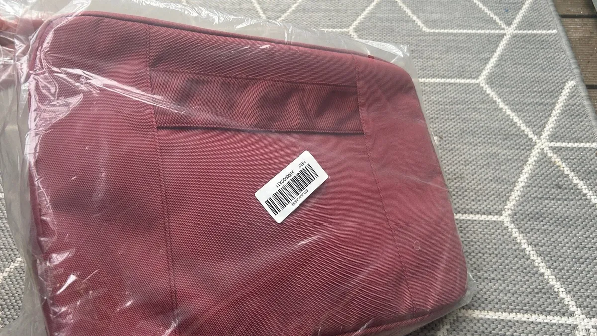 Laptop bag/cover - Image 4
