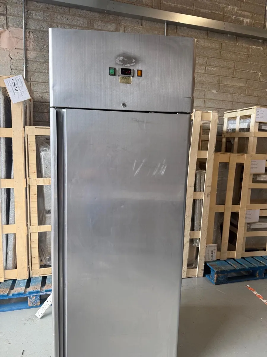 Upright Freezer single door - Image 1