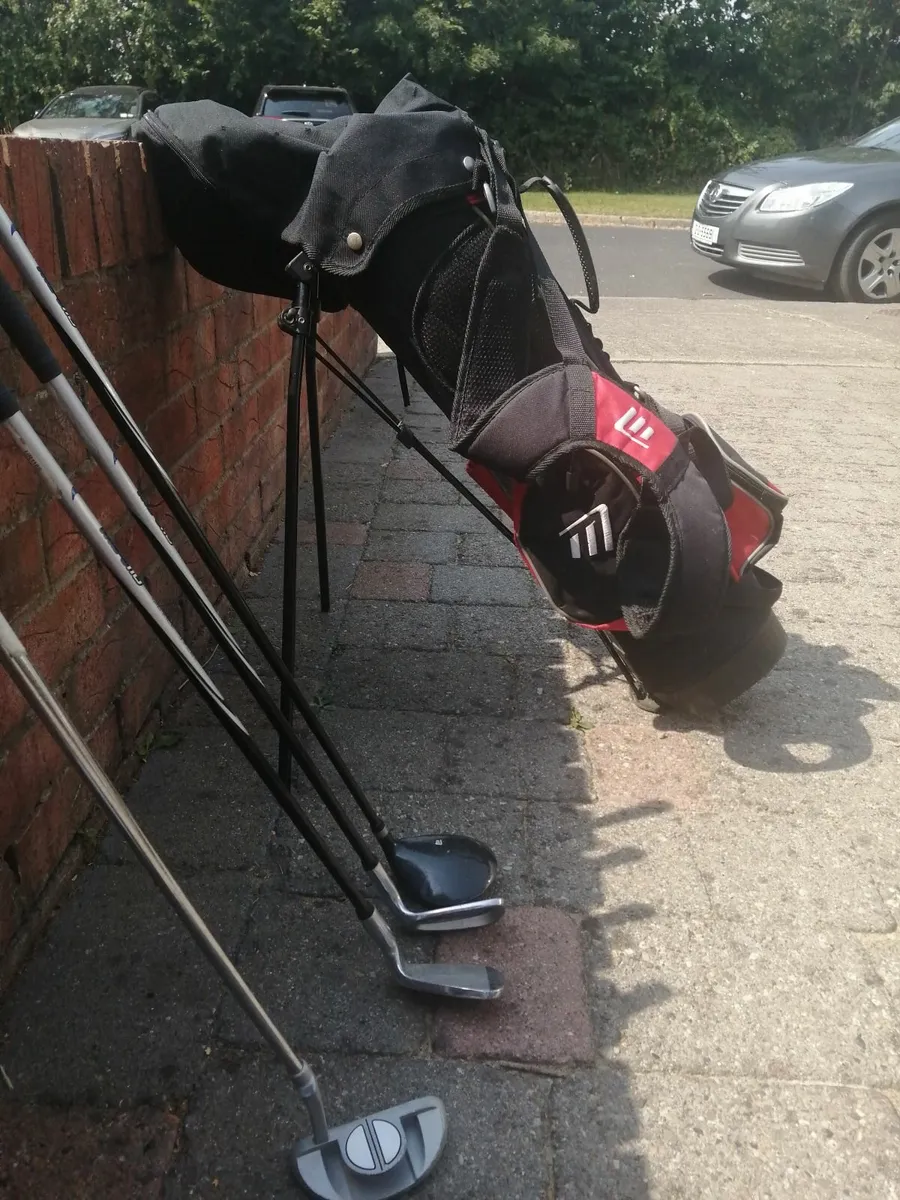 JUNIOR Golf clubs - Image 1