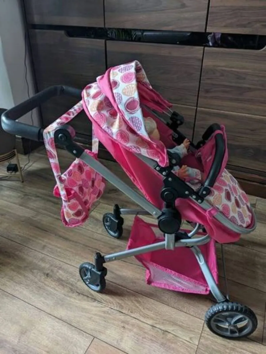 Doll pram - Image 1