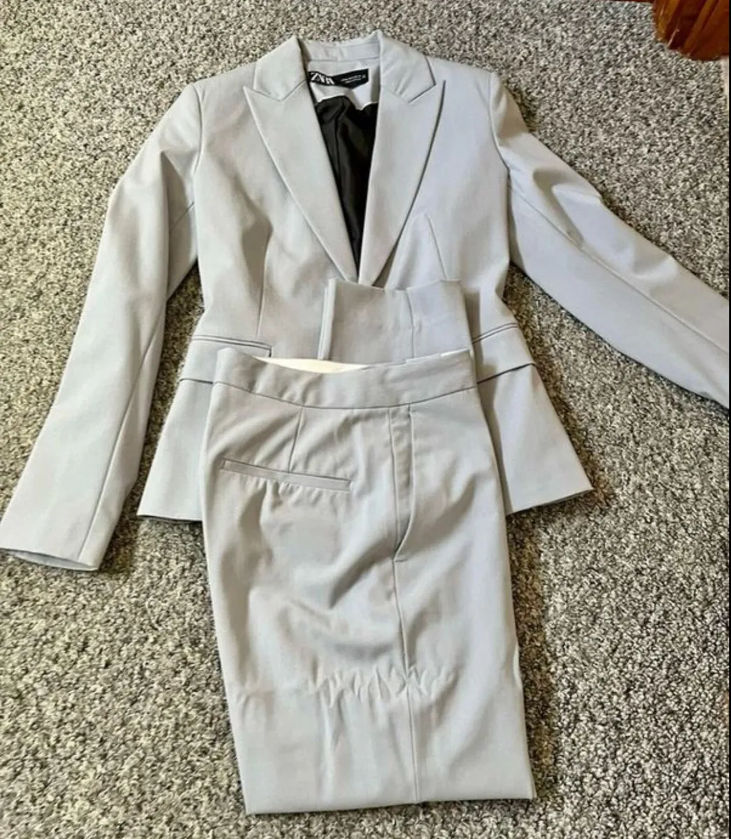 Zara suit (teens, women) - Image 3