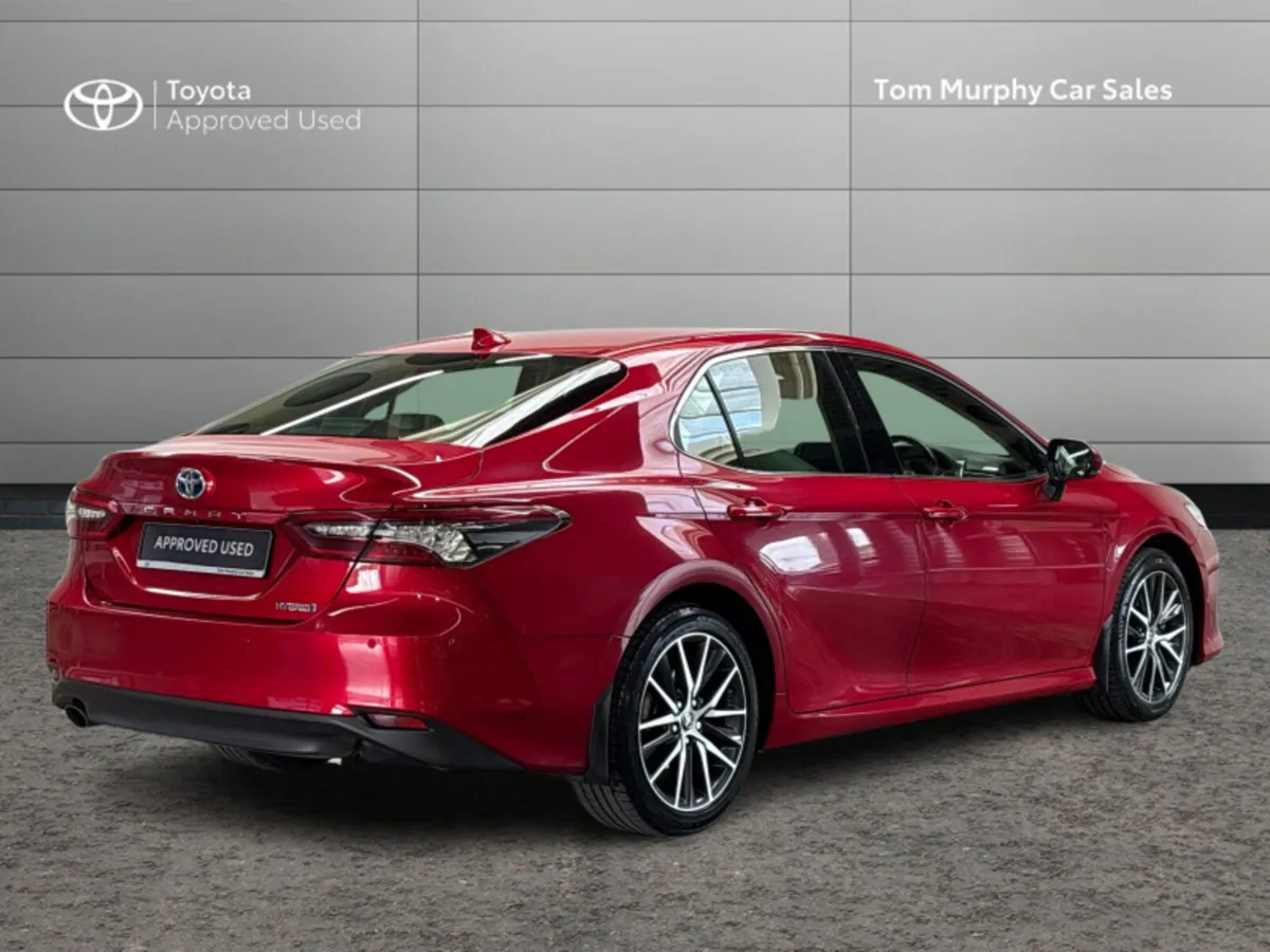 Toyota Camry PLATINUM EDITION 4 4DR AUTO - Image 2