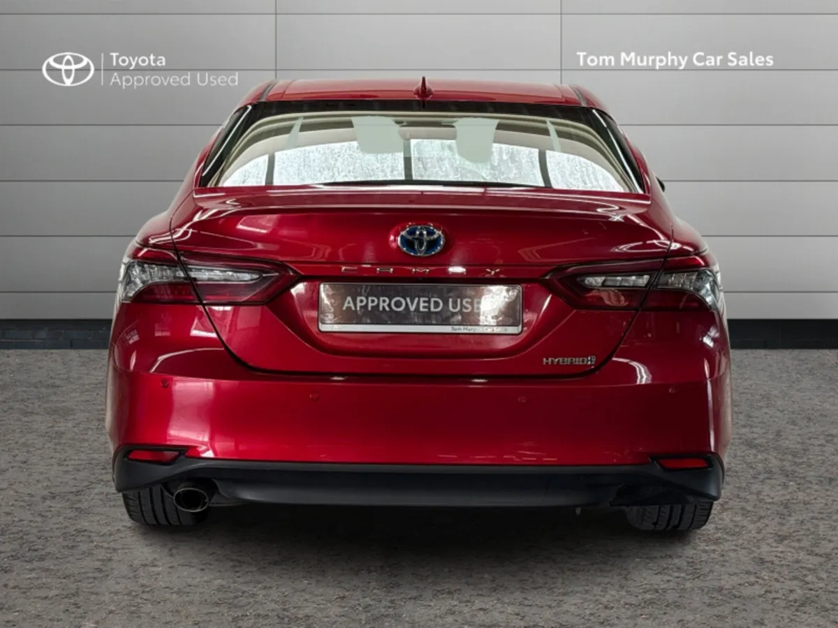 Toyota Camry PLATINUM EDITION 4 4DR AUTO - Image 4