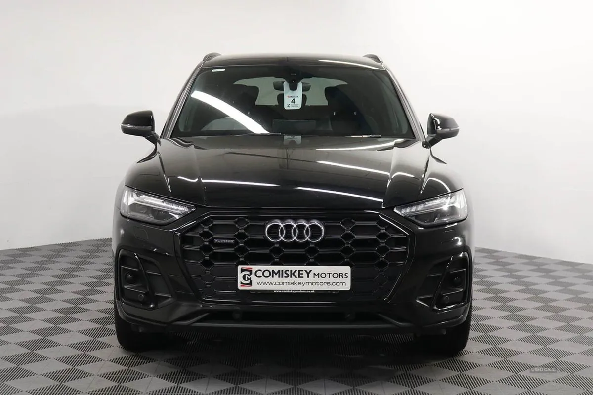Audi Q5 TDI Edition 1 - Image 2
